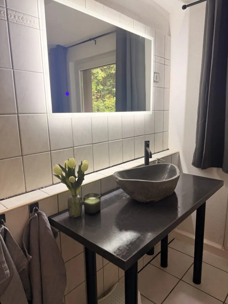 Badezimmer - Familienferienwohnung Felsenliebe, Hertigswalde